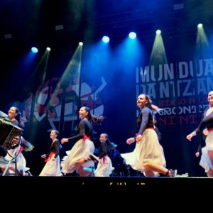 baja+26.04.03+-+Bilbao+Basque+Fest+77